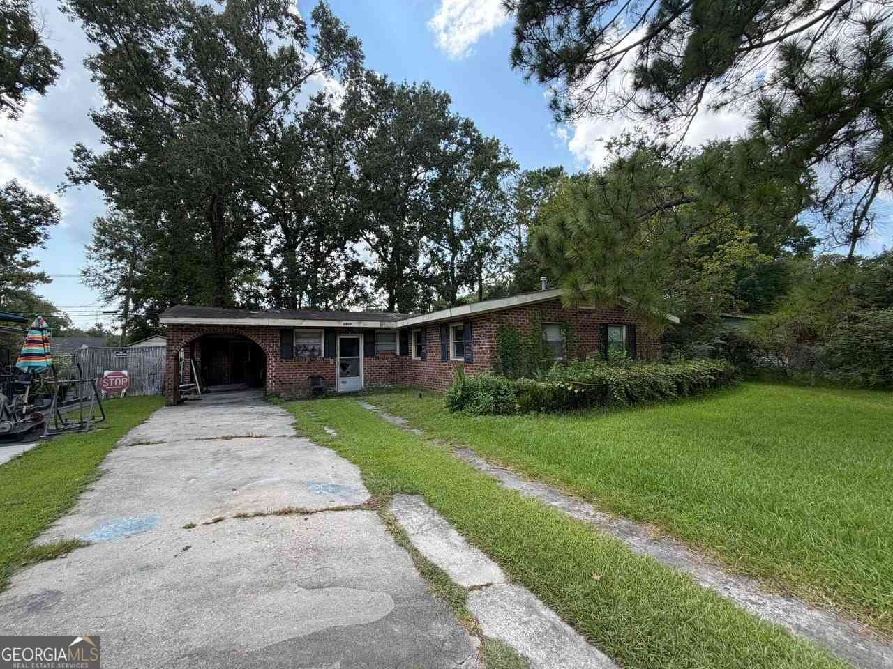 Homes For Sale - 1413 Cathy Street<br/> Savannah, GA 31415