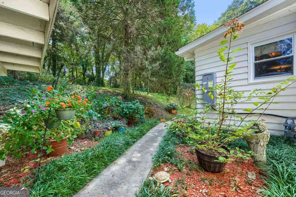 Homes For Sale - 615 Spring Street<br/> Villa Rica, GA 30180