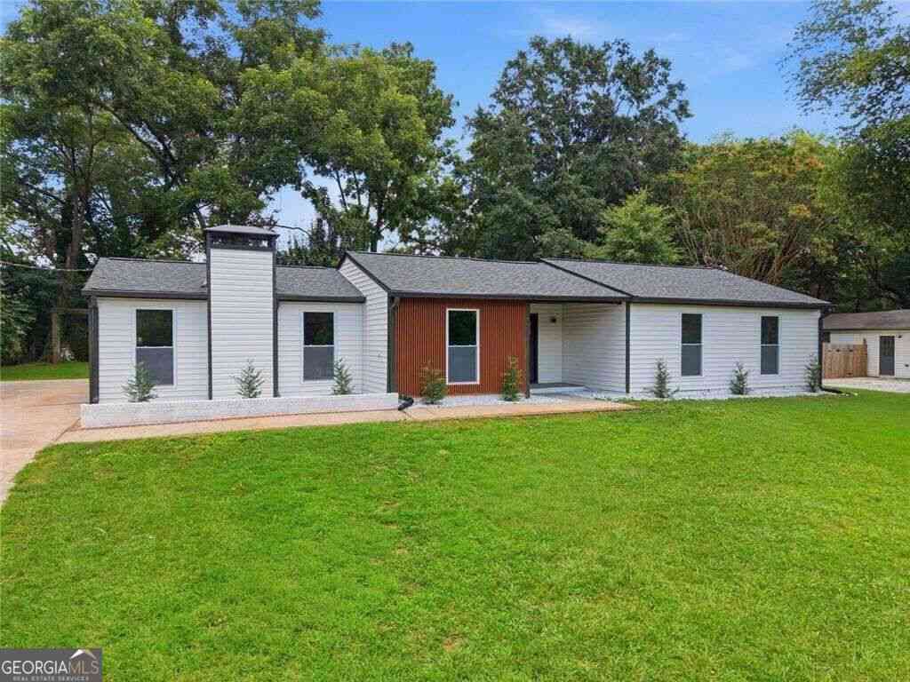 Homes For Sale - 978 Hilltop Court<br/> Lawrenceville, GA 30045