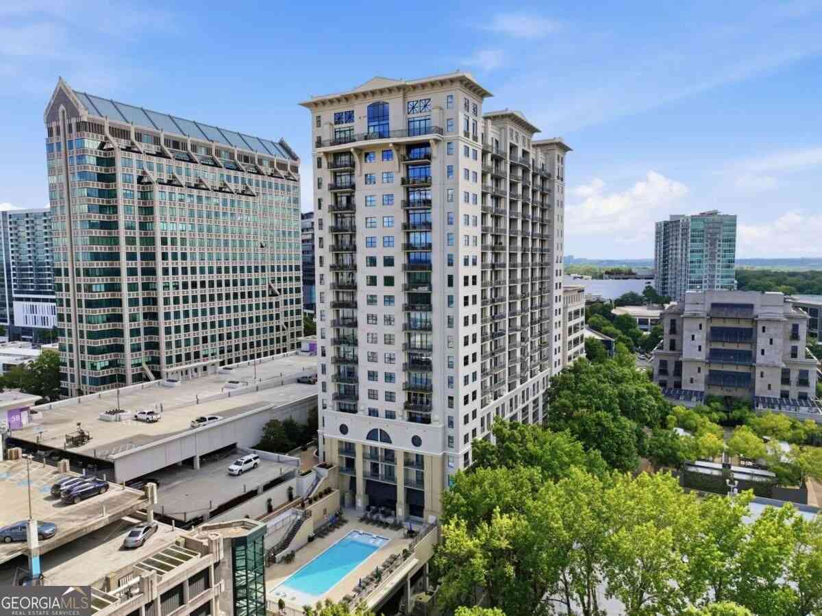 Condo For Sale - 3040 Peachtree Road NW #709<br/> Atlanta, GA 30305