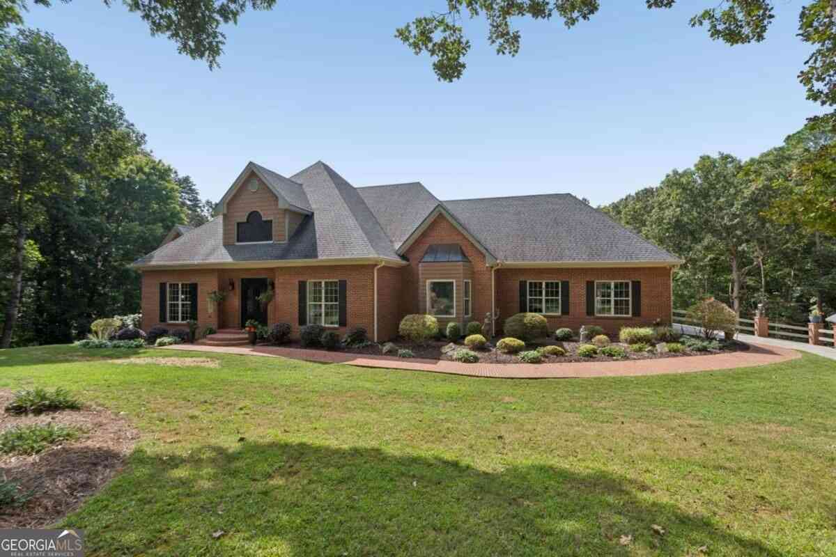 Homes For Sale - 335 Old Tails Creek Road<br/> Ellijay, GA 30540