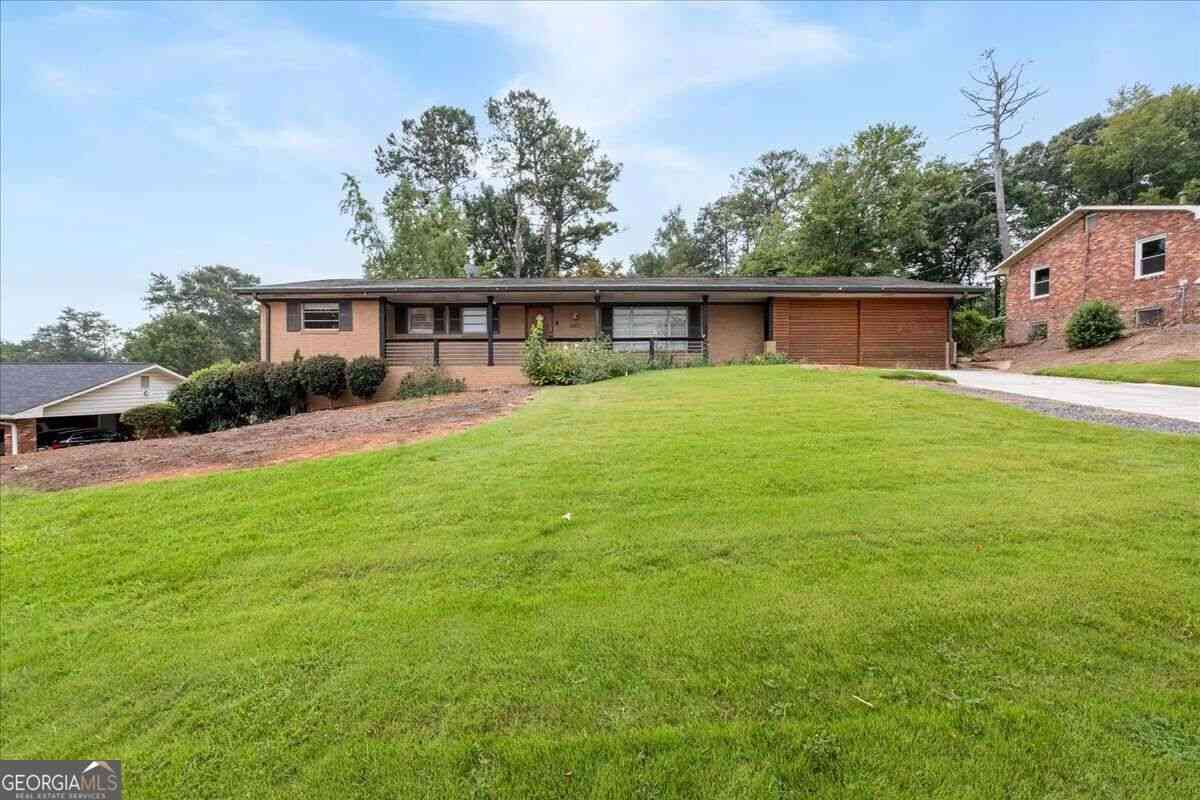 Homes For Sale - 3457 Springside Drive<br/> Decatur, GA 30032