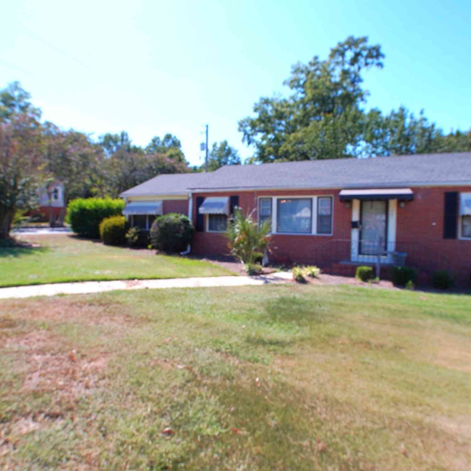 Homes For Sale - 401 North Harris Street<br/> Sandersville, GA 31082