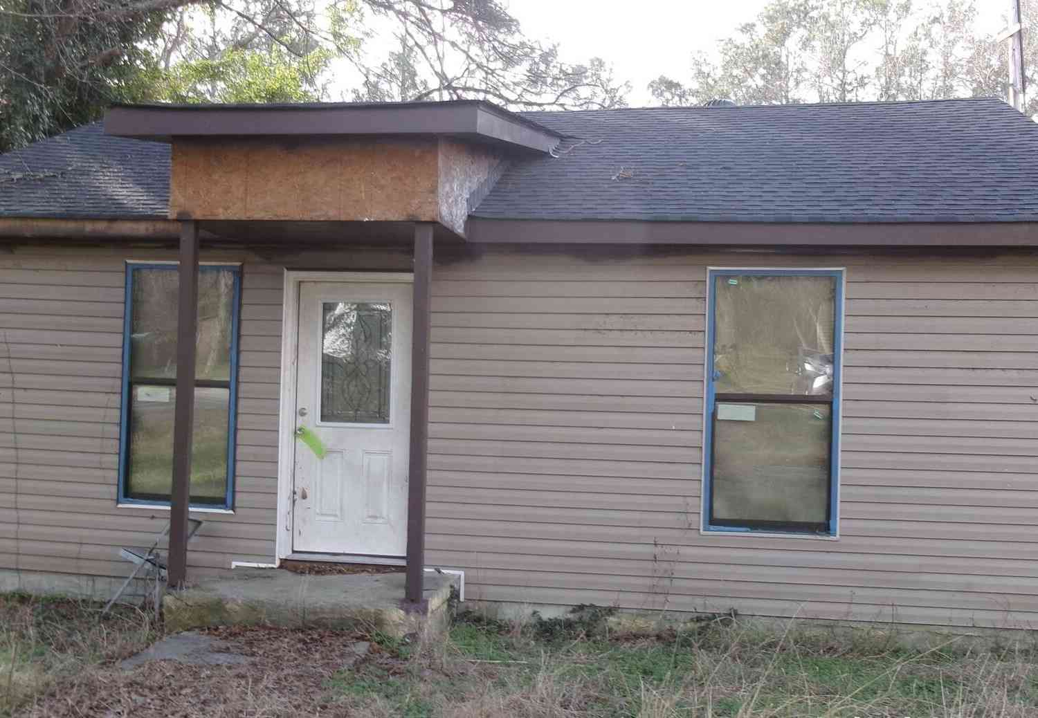 Homes For Sale - 96 Parrish Street<br/> Griffin, GA 30223