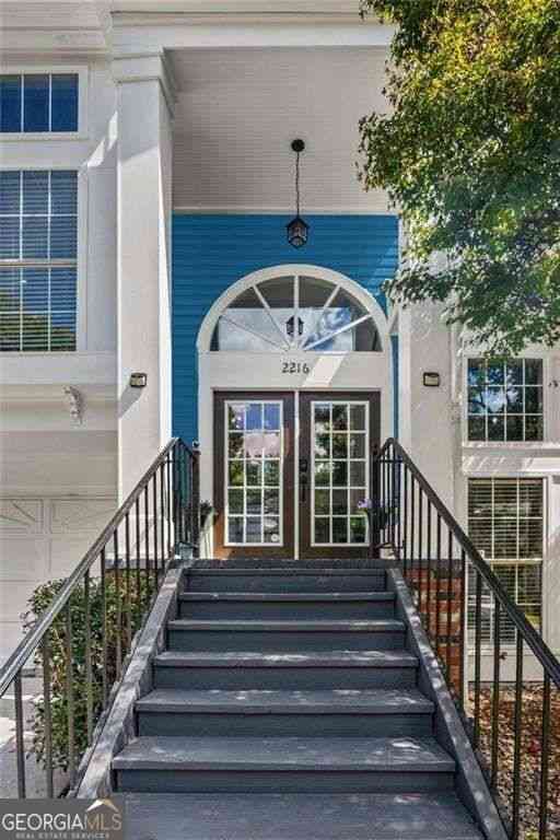 Townhouse For Sale - 2216 Goodwood Boulevard SE<br/> Smyrna, GA 30080