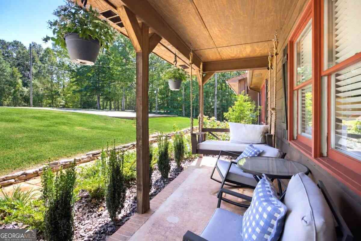 Homes For Sale - 1519 Bar J Road<br/> Temple, GA 30179