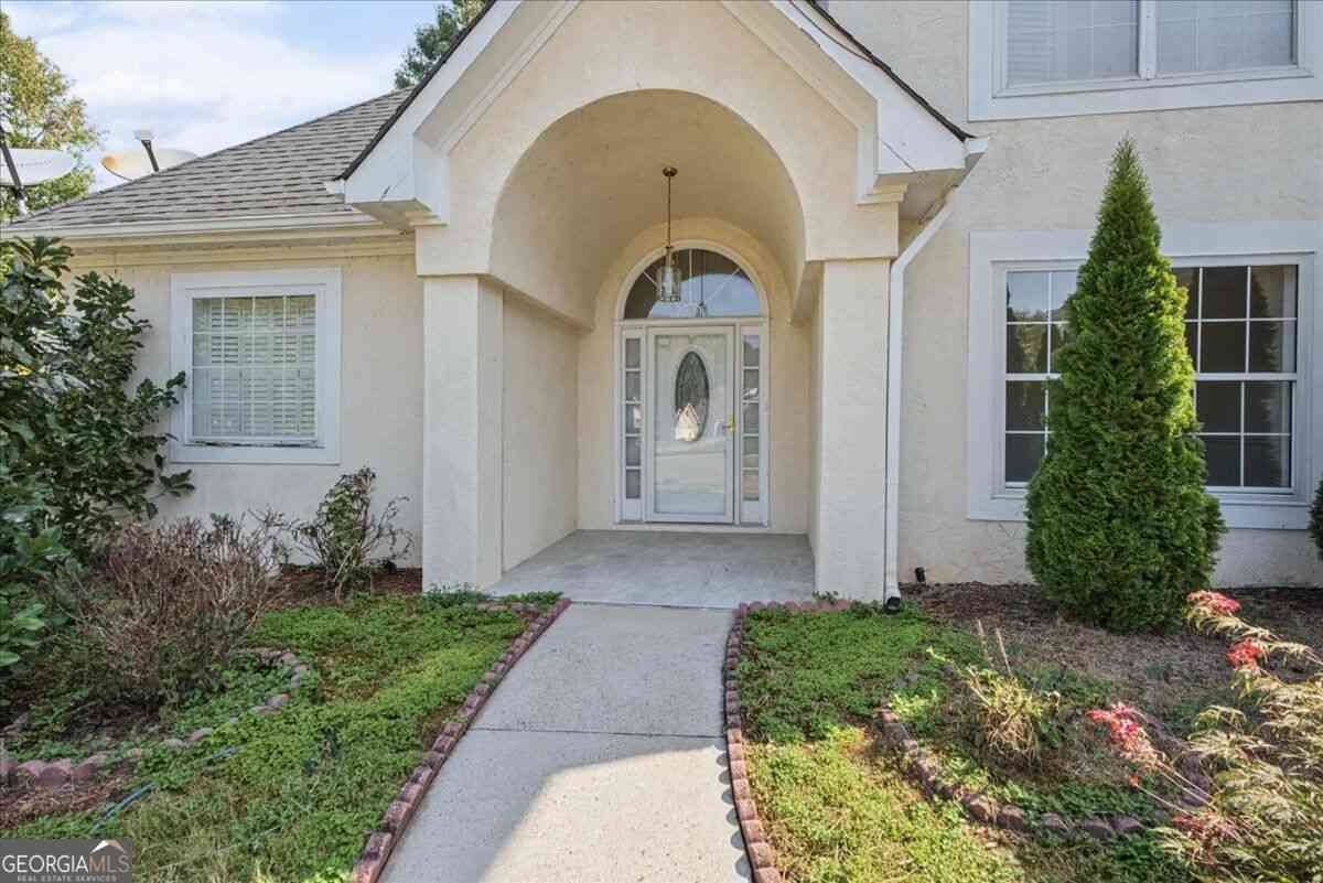Homes For Sale - 200 Kensington Trace<br/> Stockbridge, GA 30281