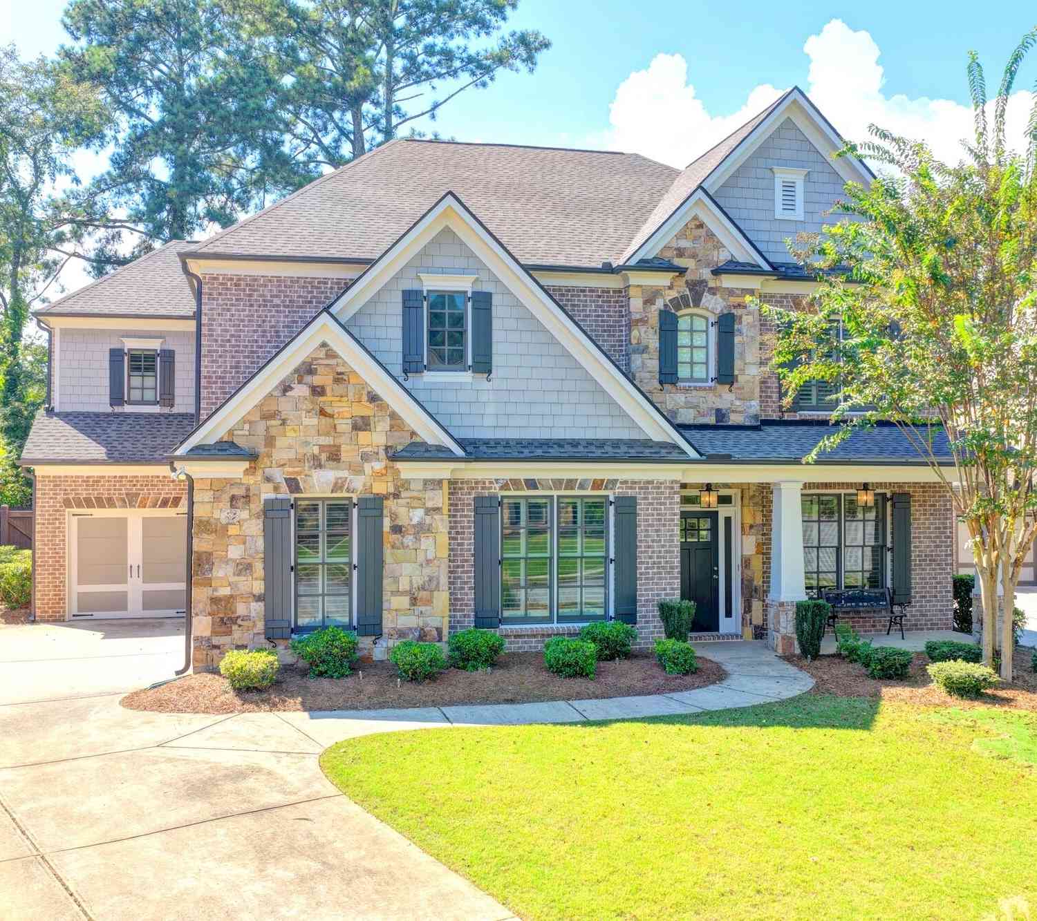 Homes For Sale - 4871 Belle Estates Road<br/> Suwanee, GA 30024