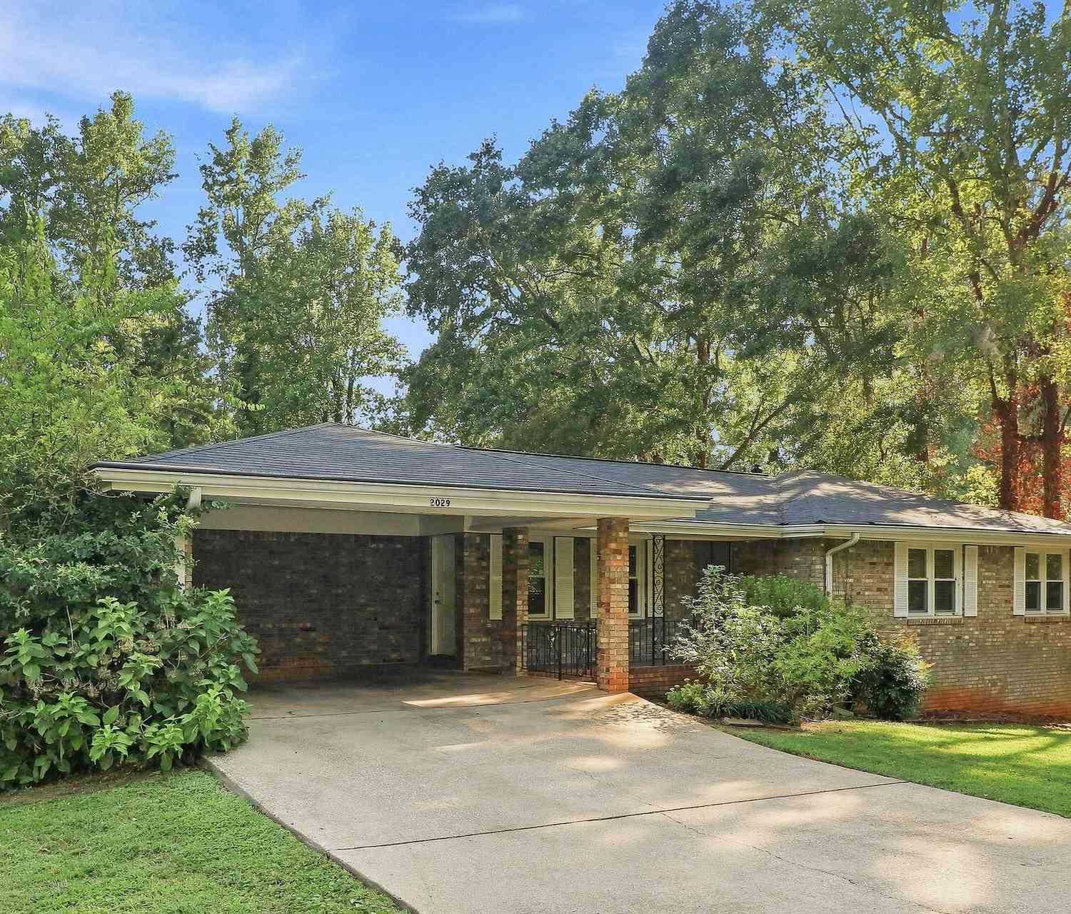 Homes For Sale - 2029 Gherry Drive<br/> Austell, GA 30106