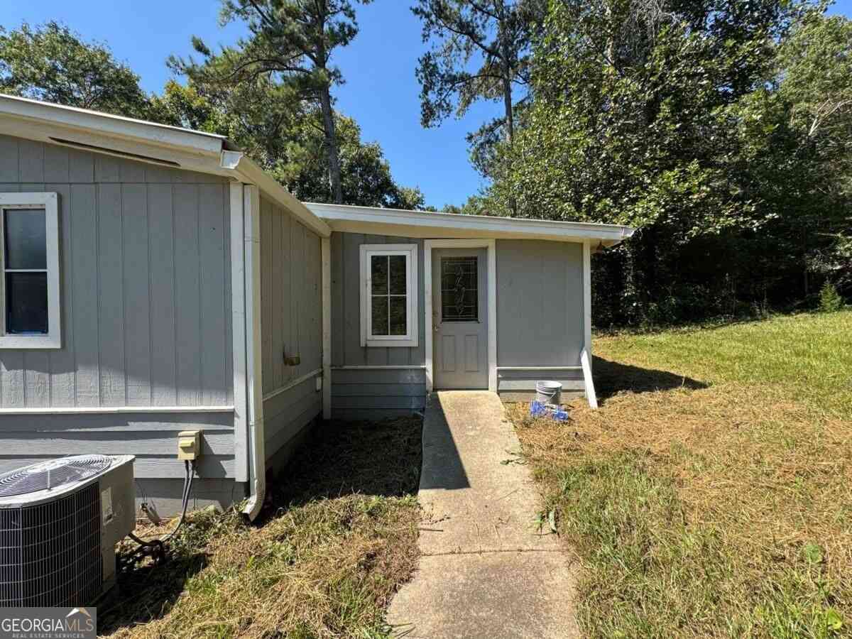 Homes For Sale - 6204 River Run Circle<br/> Gainesville, GA 30506