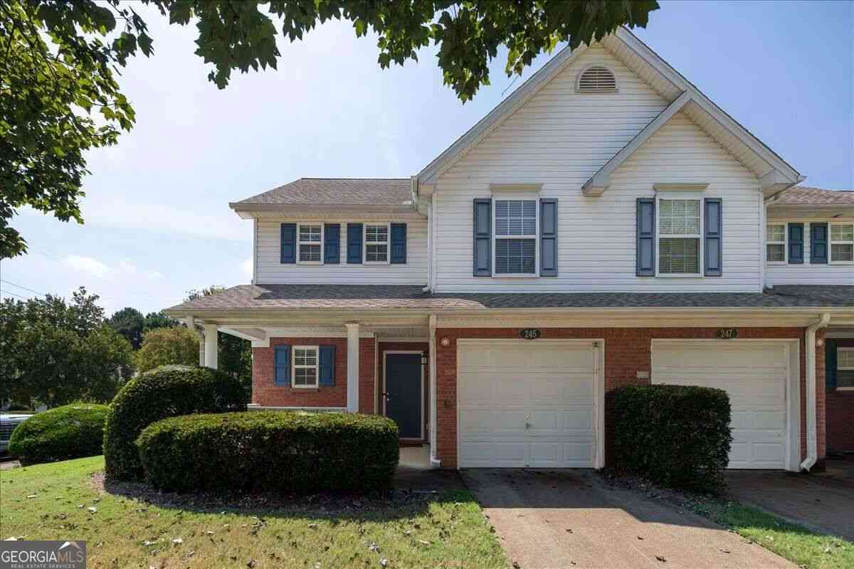 Townhouse For Sale - 245 Cottonwood Creek Circle<br/> Canton, GA 30114