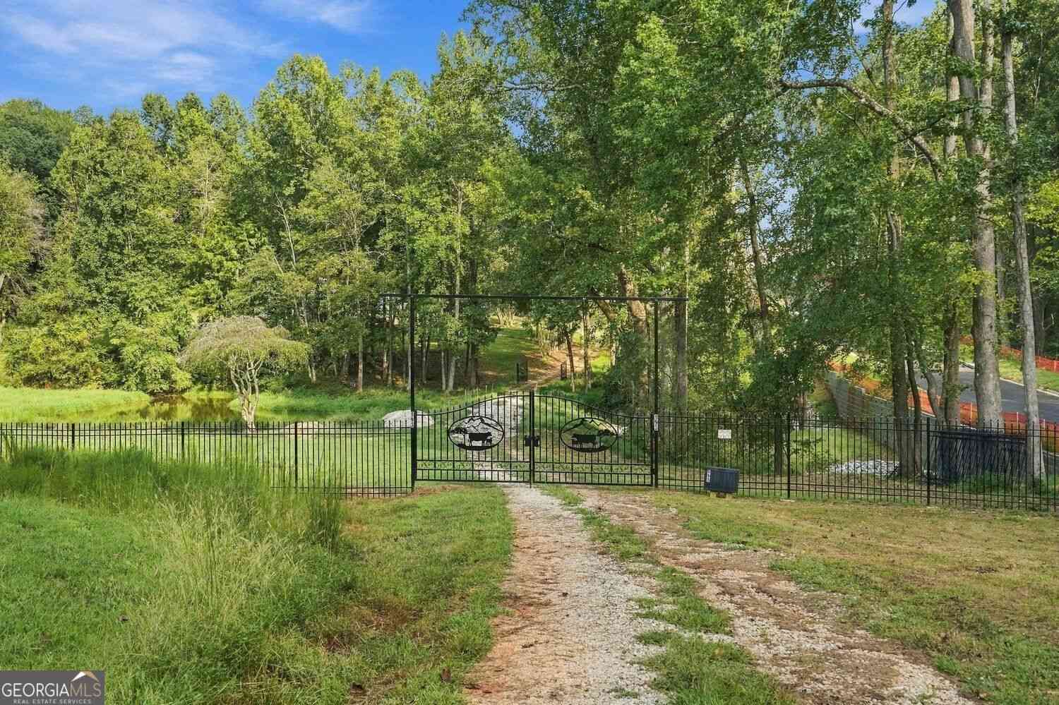 Homes For Sale - 993 Sam Freeman Road<br/> Hoschton, GA 30548