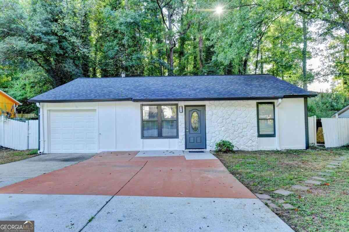 Homes For Sale - 1360 Sugarwood Lane<br/> Norcross, GA 30093