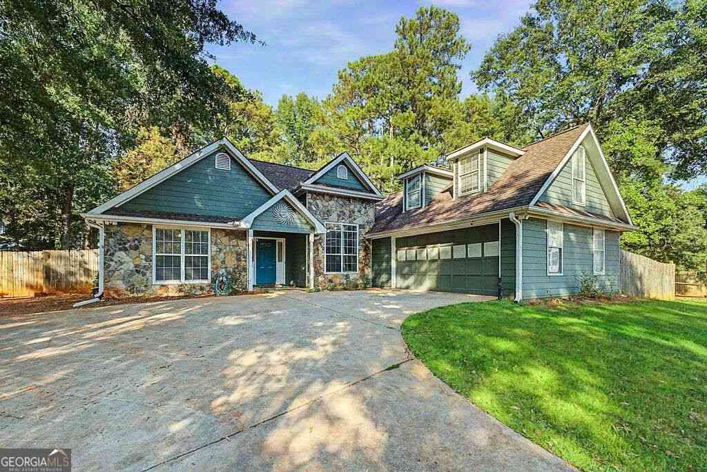 Homes For Sale - 25 Cliff Court<br/> Covington, GA 30016