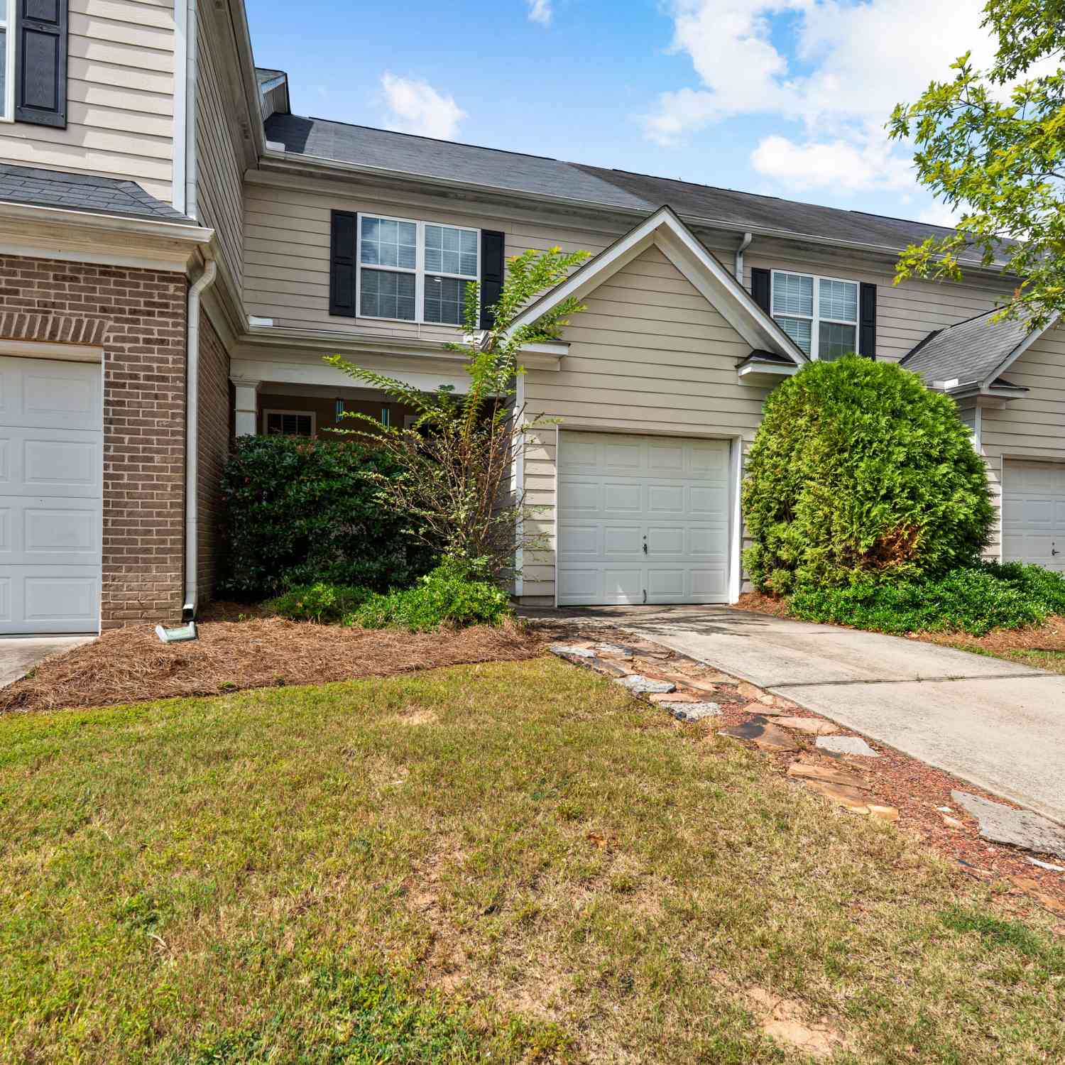 Townhouse For Sale - 143 Granite Way<br/> Newnan, GA 30265