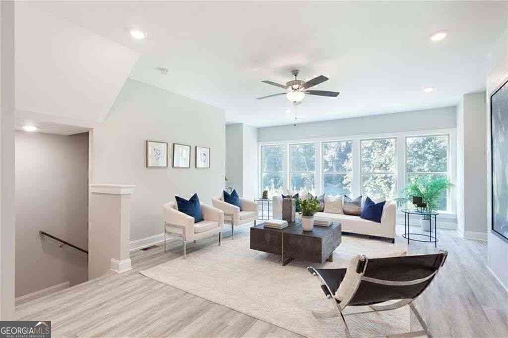 Townhouse For Sale - 3802 Jack Vernon Circle<br/> powder Springs, GA 30127