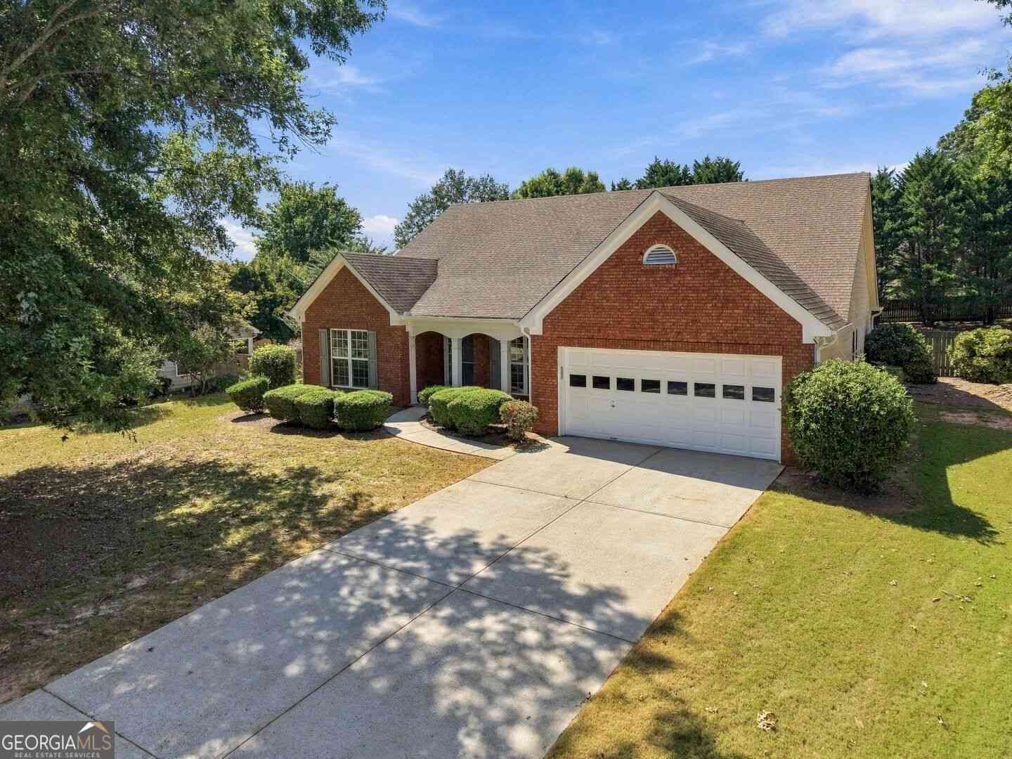 Homes For Sale - 8525 Fieldgrove Court<br/> Gainesville, GA 30506