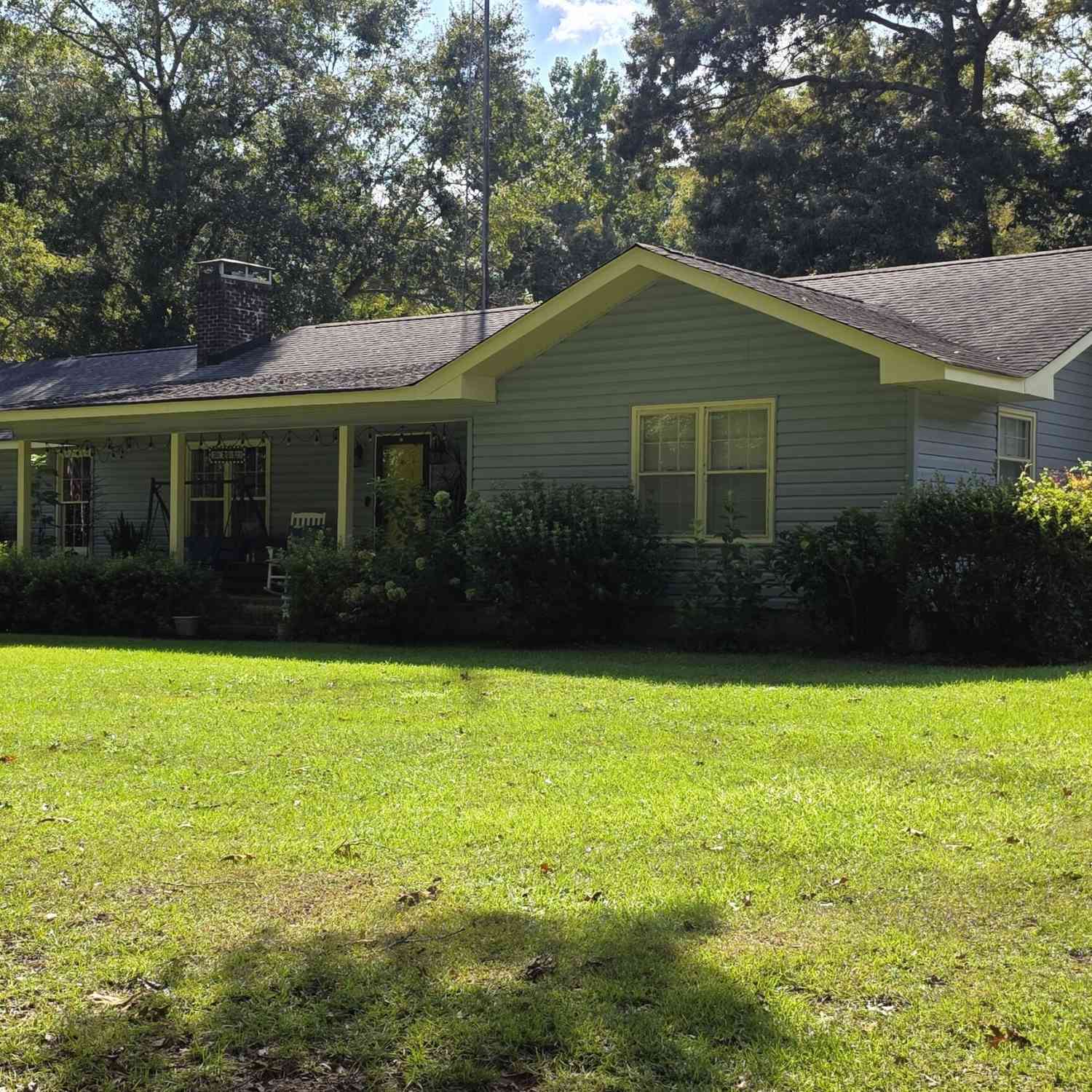 Homes For Sale - 932 W Tanglewood Drive<br/> Laurens County, Dublin, GA 31021