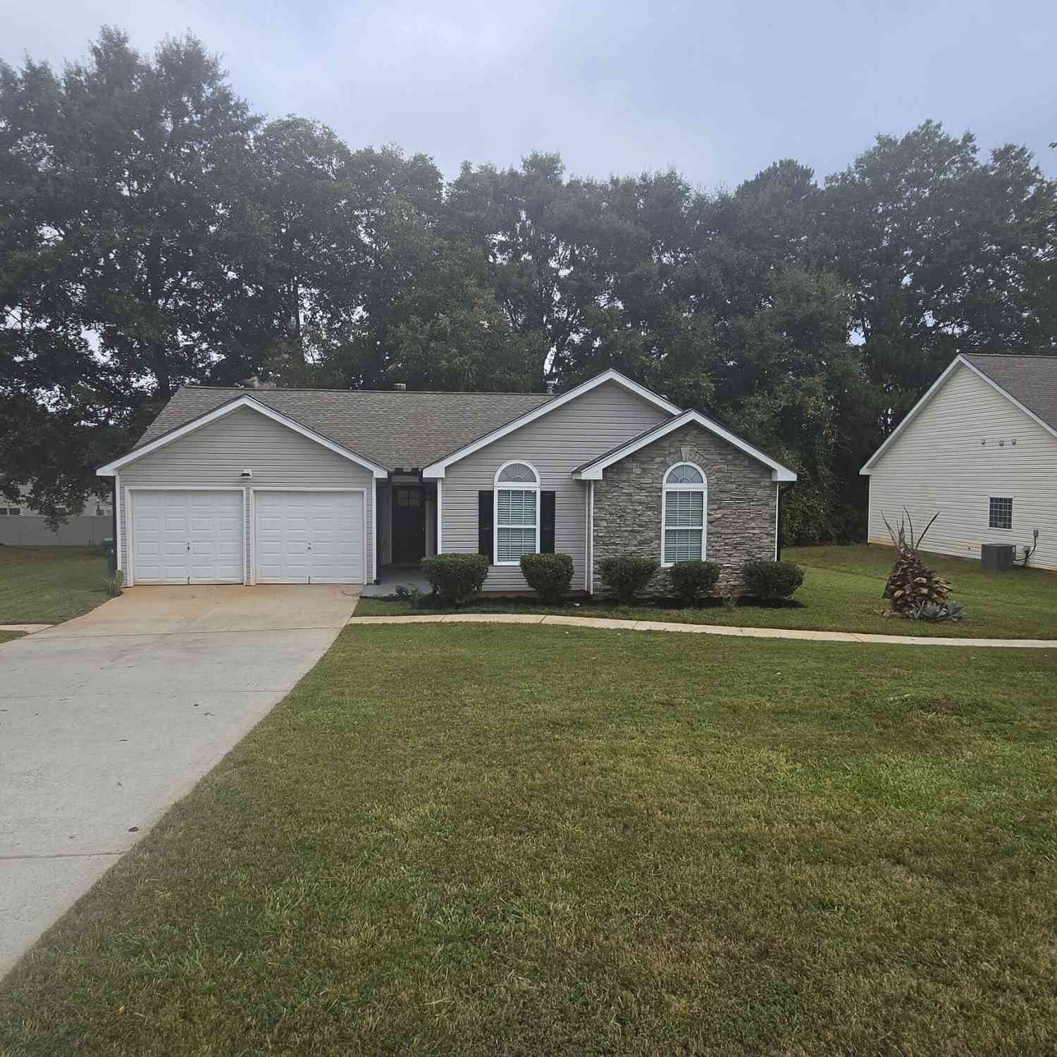 Homes For Sale - 208 Nadia Court<br/> Henry County, Locust Grove, GA 30248