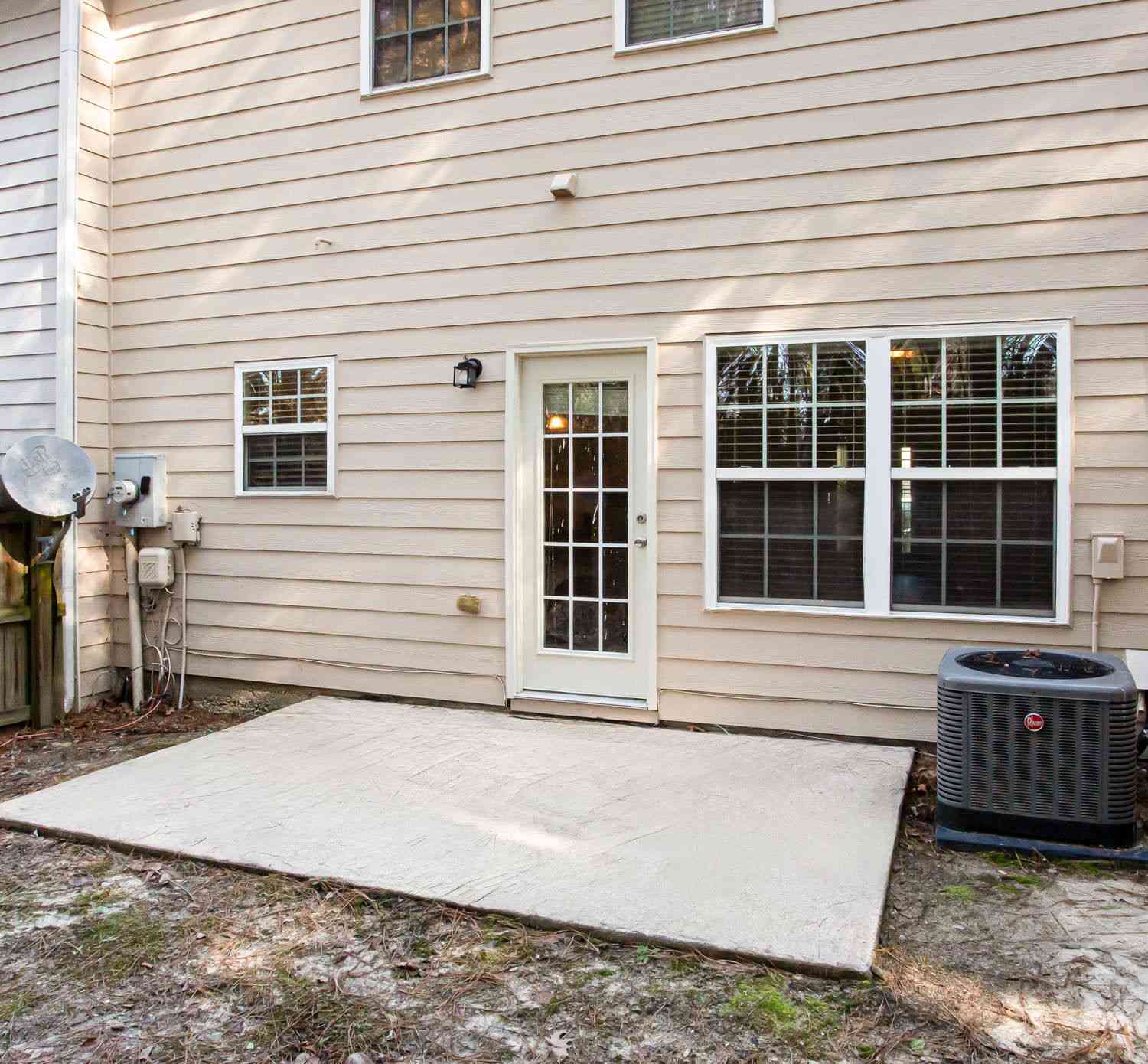 Townhouse For Sale - 1255 Chinon Point<br/> Lithonia, GA 30058