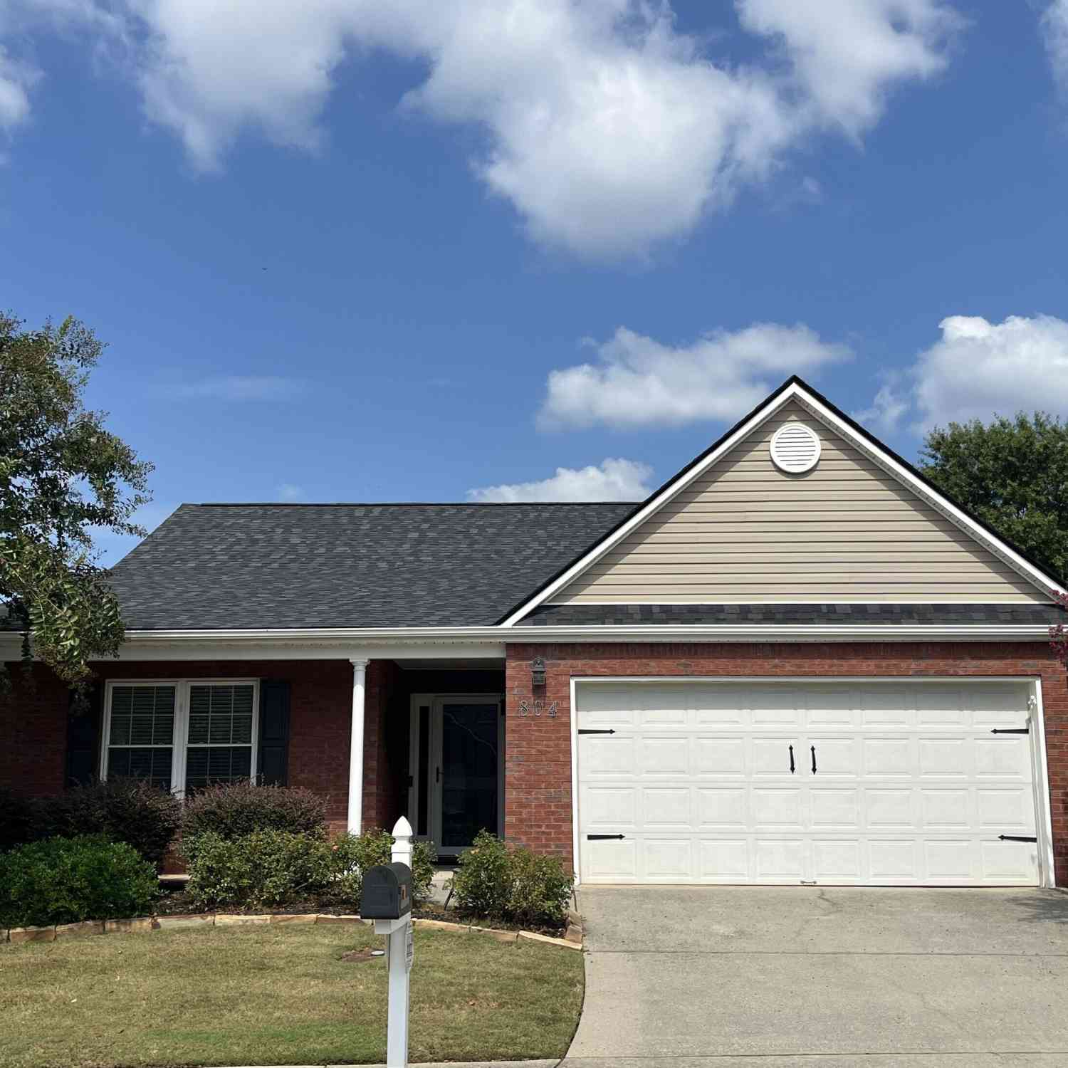 Homes For Sale - 804 Village Place<br/> Loganville, GA 30052