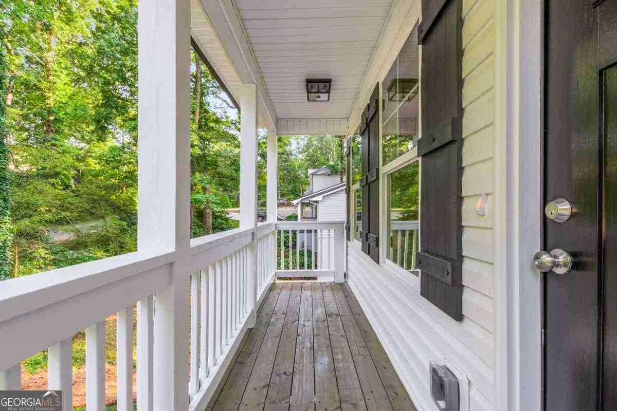Homes For Sale - 5740 Pebblebrook Trail<br/> Gainesville, GA 30534