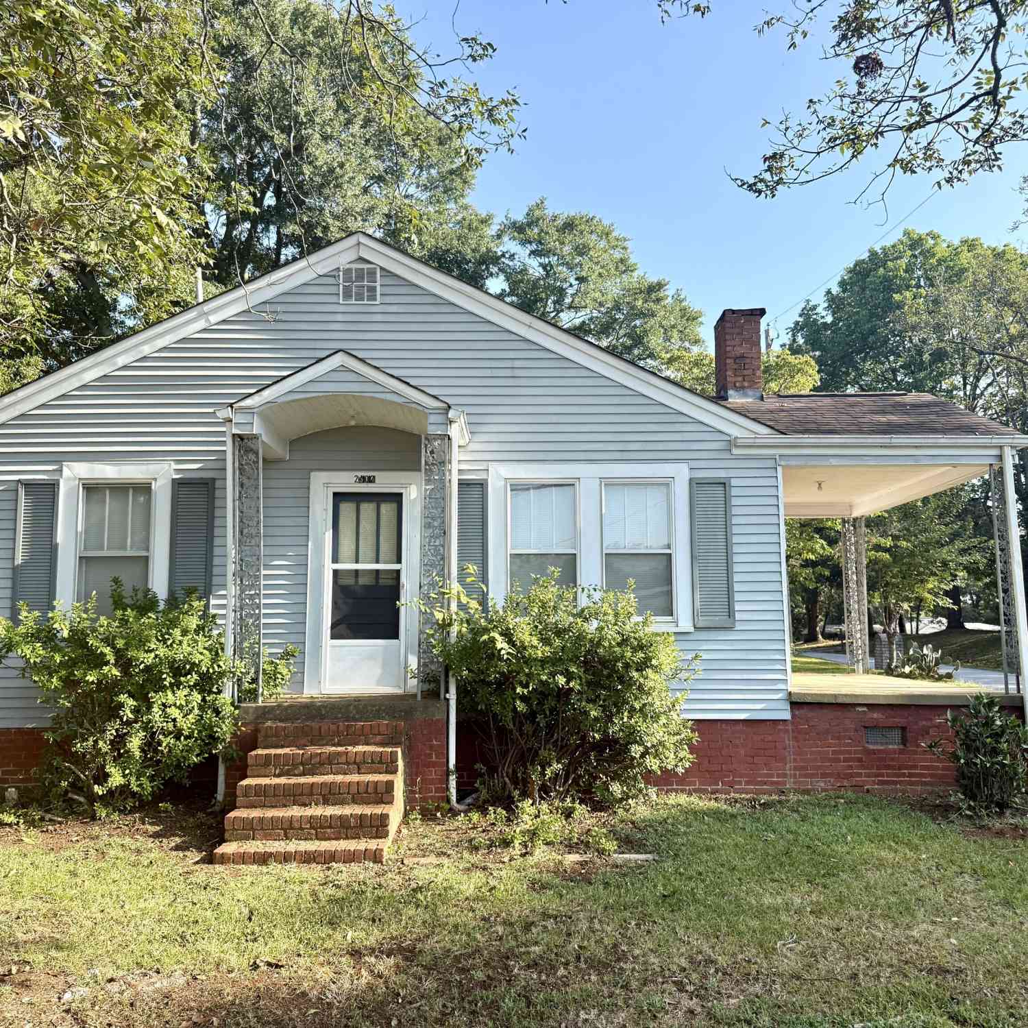 Homes For Sale - 2402 N Broad Street<br/> Jackson County, Commerce, GA 30529