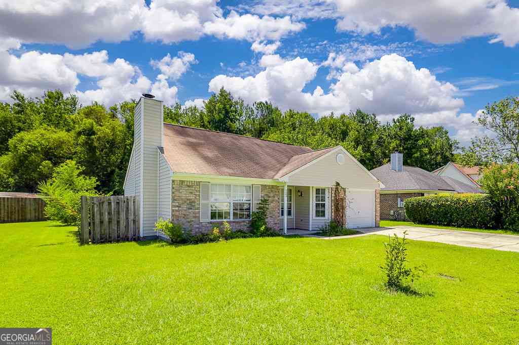 Homes For Sale - 123 Berwick Lakes Boulevard<br/> Pooler, GA 31322