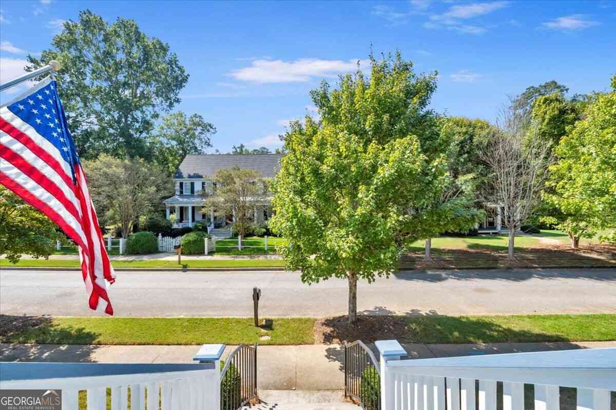 Homes For Sale - 579 Village Road<br/> Morgan County, Madison, GA 30650