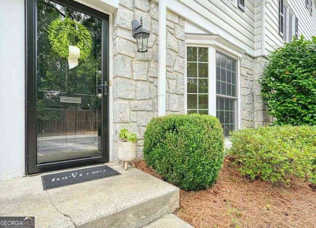Condo For Sale - 136 Peachtree Memorial Drive NW #PA8<br/> Atlanta, GA 30309