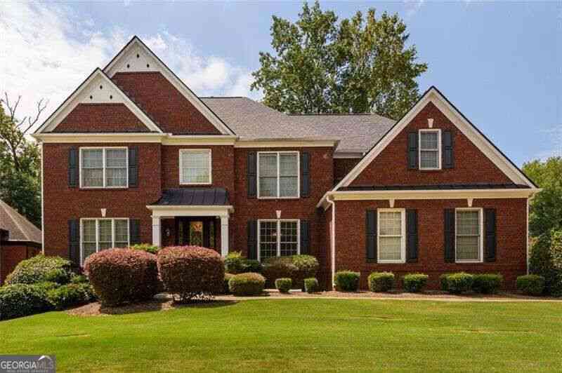 Homes For Sale - 1725 Spartan Lane<br/> Gwinnett County, Hoschton, GA 30548