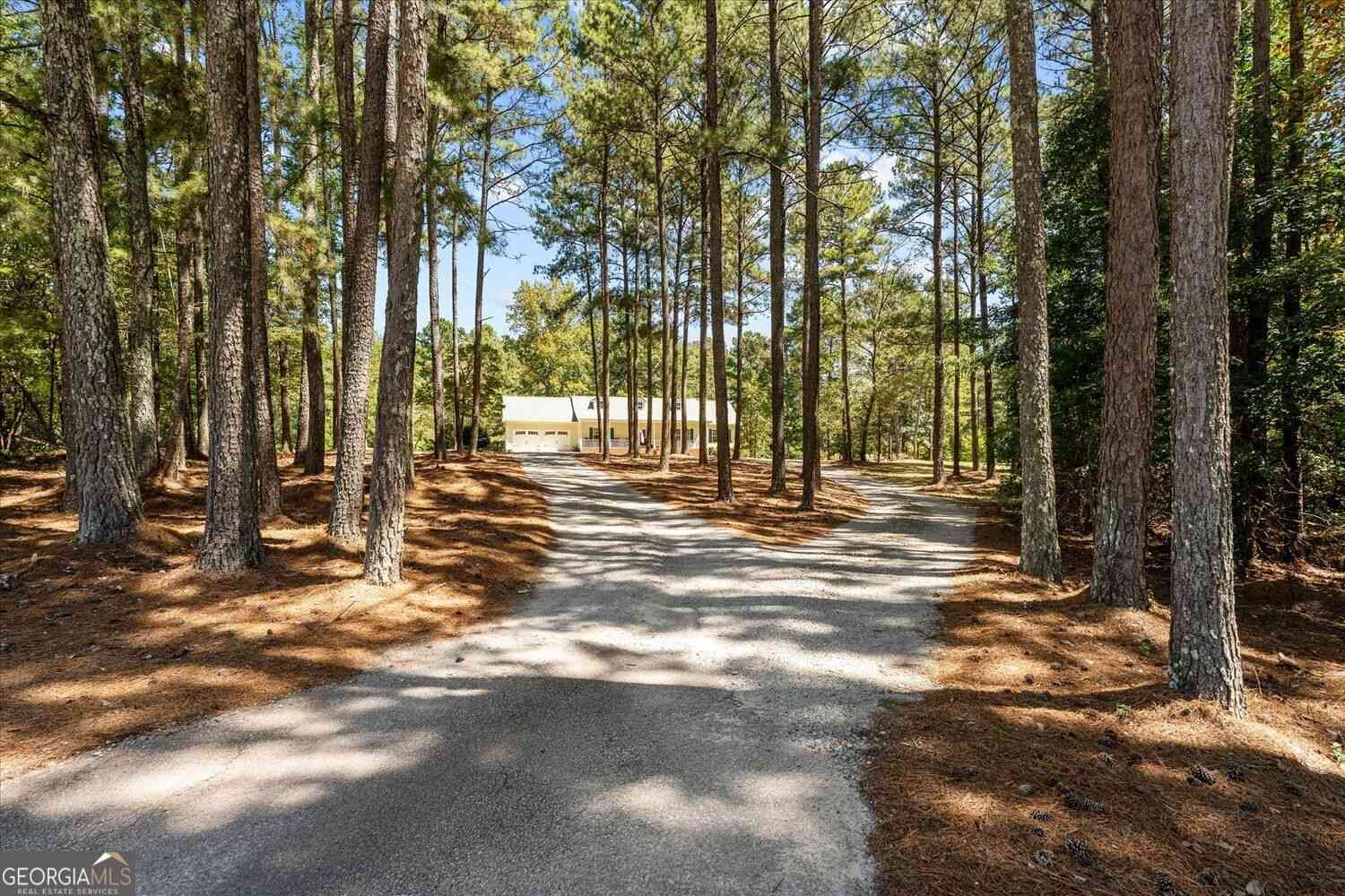 Homes For Sale - 51 Moon Road<br/> Carroll County, Waco, GA 30182