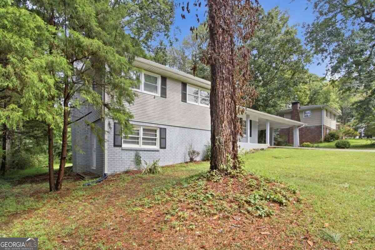 Homes For Sale - 7280 Hollyhock Drive<br/> Douglasville, GA 30135