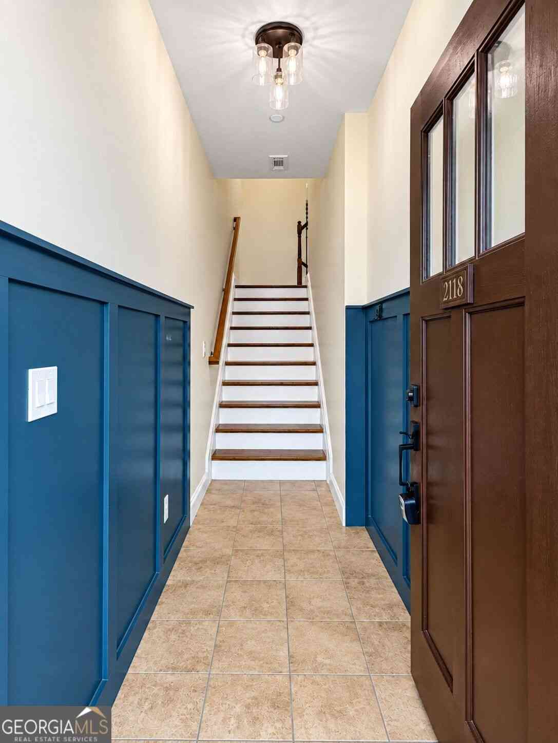 Townhouse For Sale - 2118 Westhill Drive SE<br/> Smyrna, GA 30080