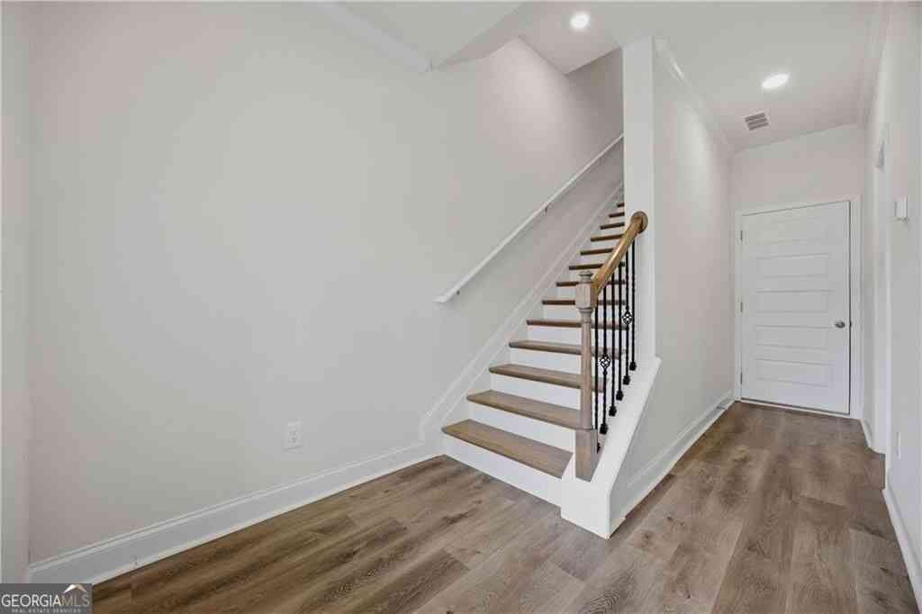 Townhouse For Sale - 594 Amarante Circle<br/> Gwinnett County, Lawrenceville, GA 30046