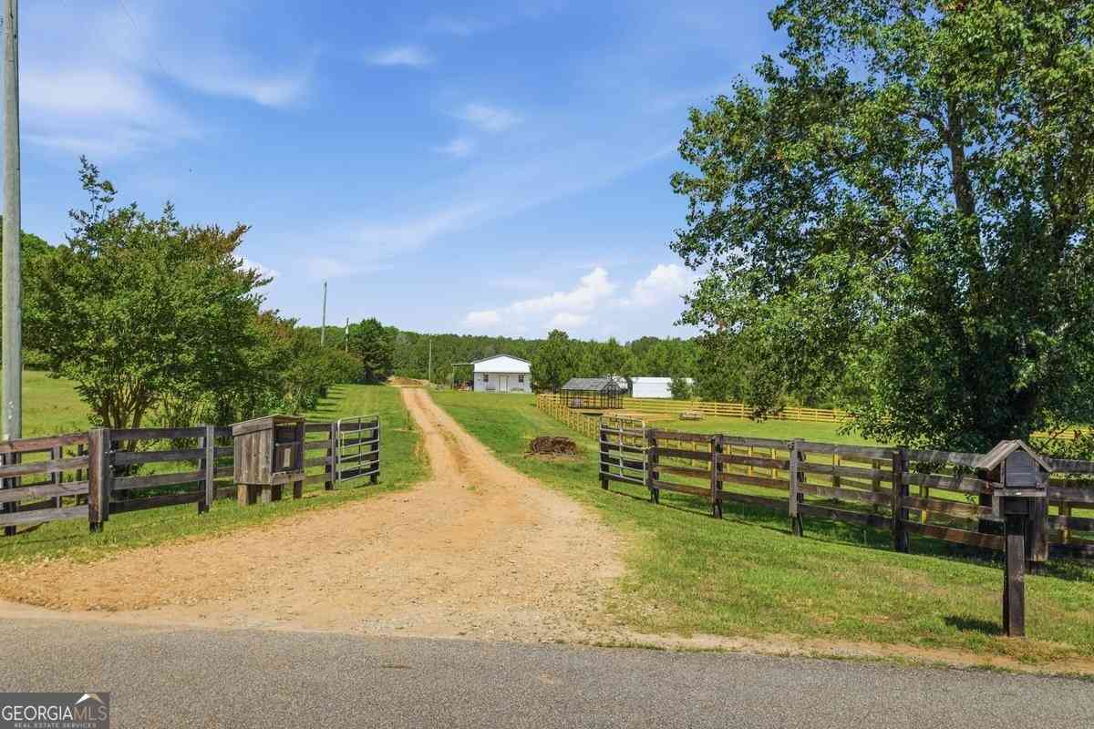 Homes For Sale - 1465 Thurston Snow Road<br/> Walton County, Good Hope, GA 30641