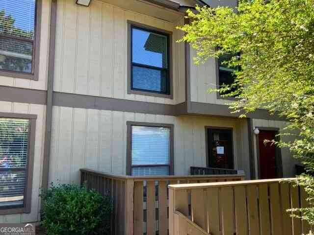 Condo For Sale - 908 Woodcliff Drive<br/> Sandy Springs, GA 30350