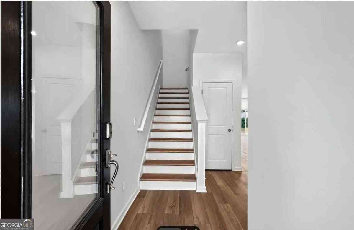 Townhouse For Sale - 2044 Presley Point #06<br/> Gwinnett County, Lawrenceville, GA 30044