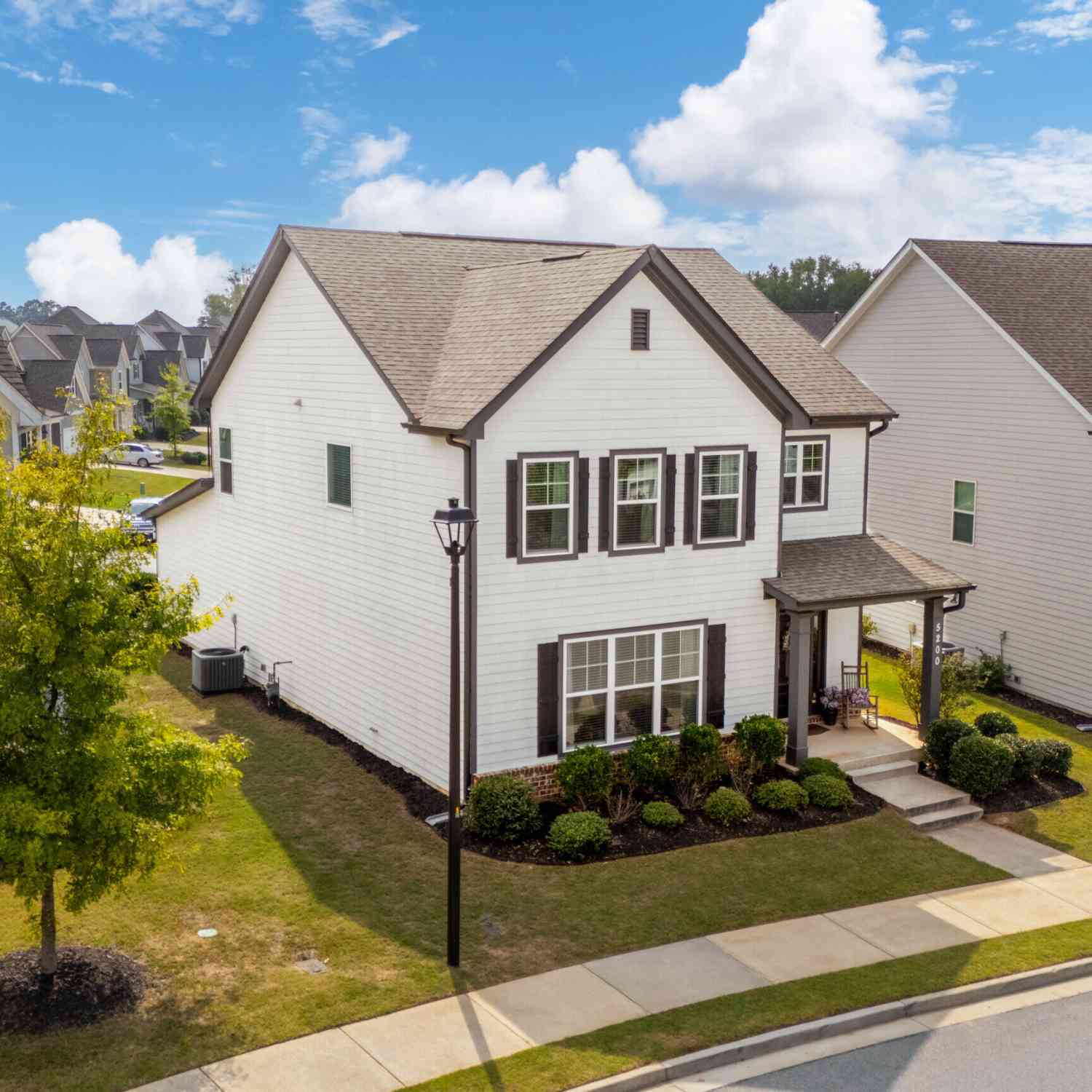 Homes For Sale - 5200 Parkwood Drive<br/> Flowery Branch, GA 30542