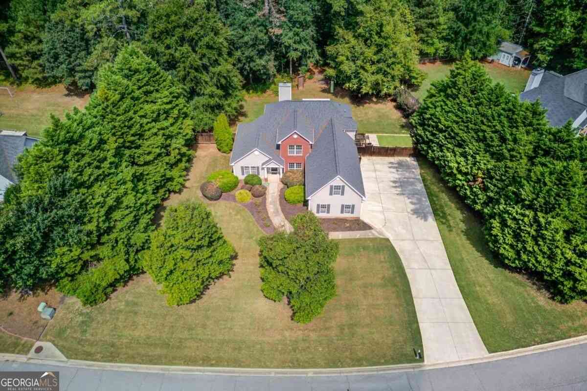 Homes For Sale - 775 Winding Grove Lane<br/> Loganville, GA 30052