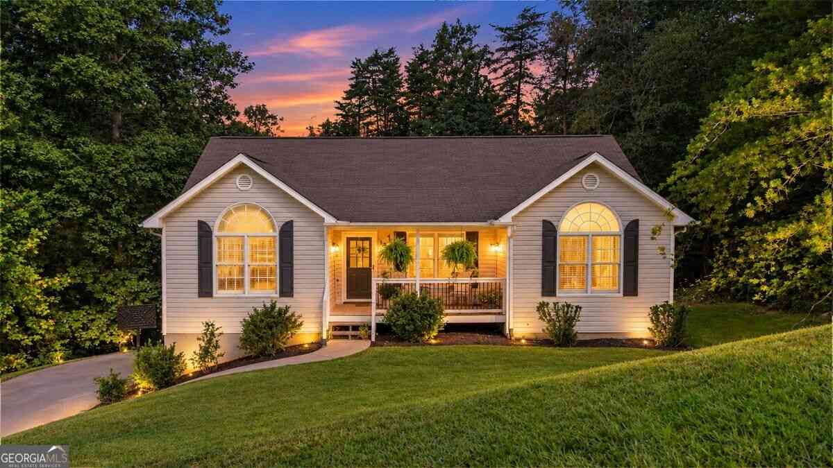 Homes For Sale - 272 Cedar Springs Lane<br/> Dahlonega, GA 30533