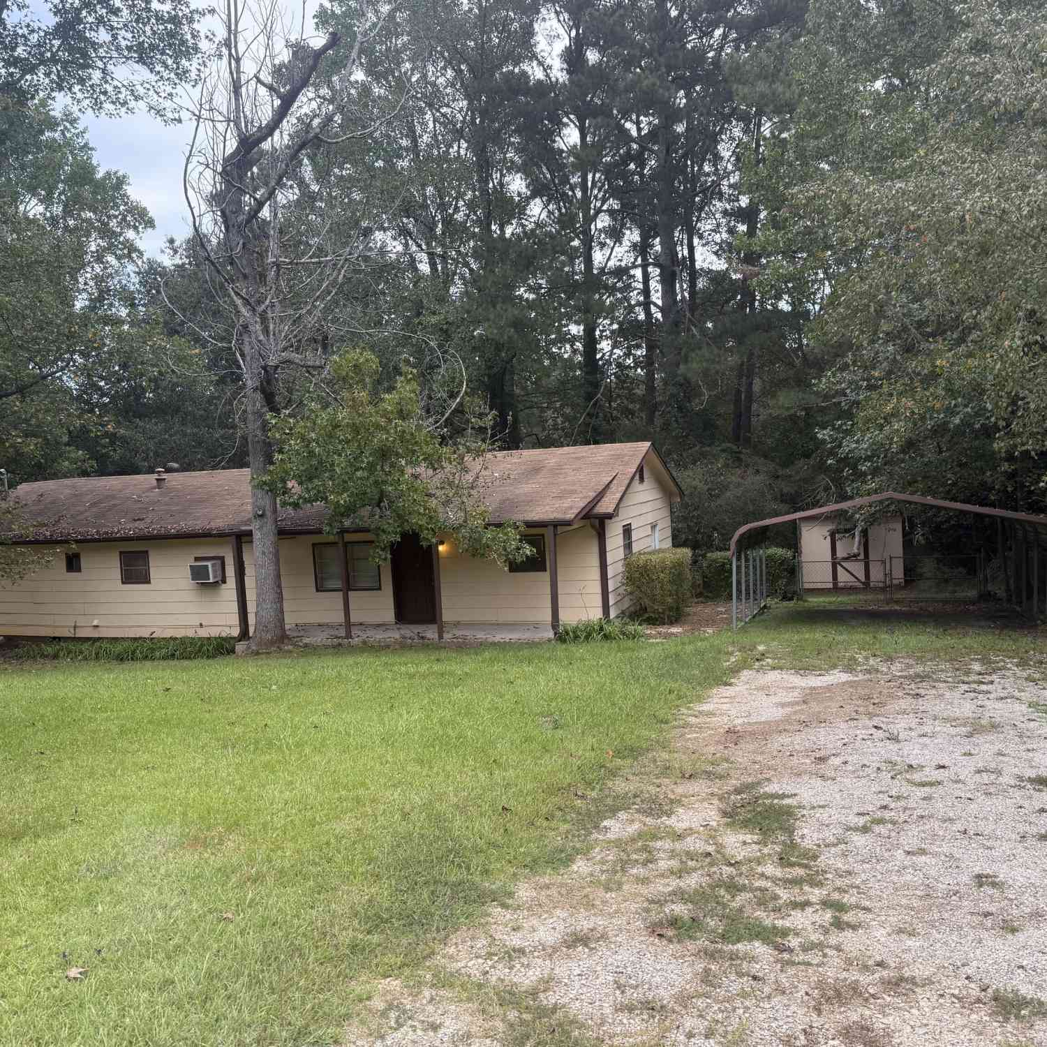 Homes For Sale - 285 Highland Circle<br/> Stockbridge, GA 30281