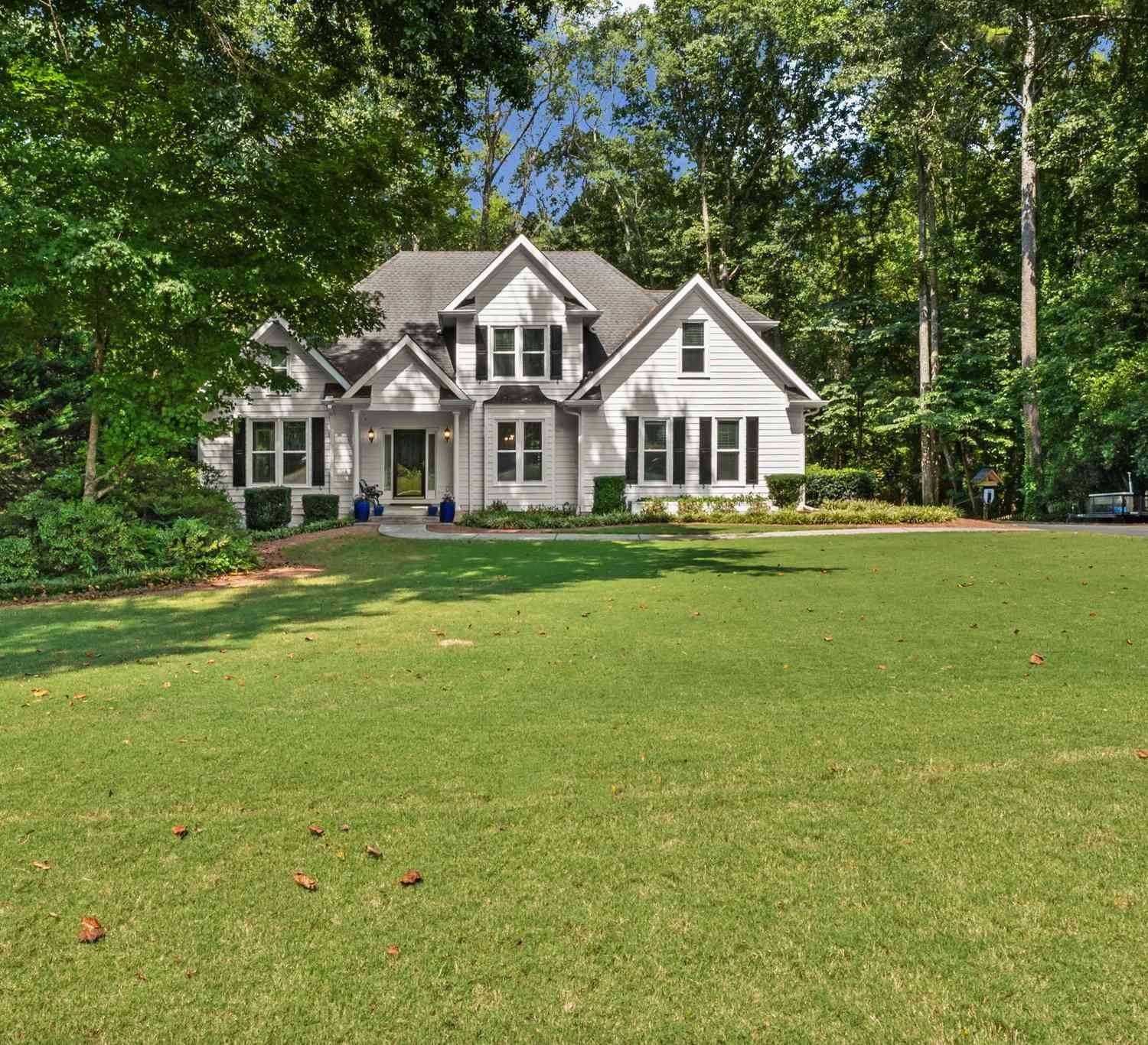 Homes For Sale - 193 Mosby Woods Drive<br/> Newnan, GA 30265