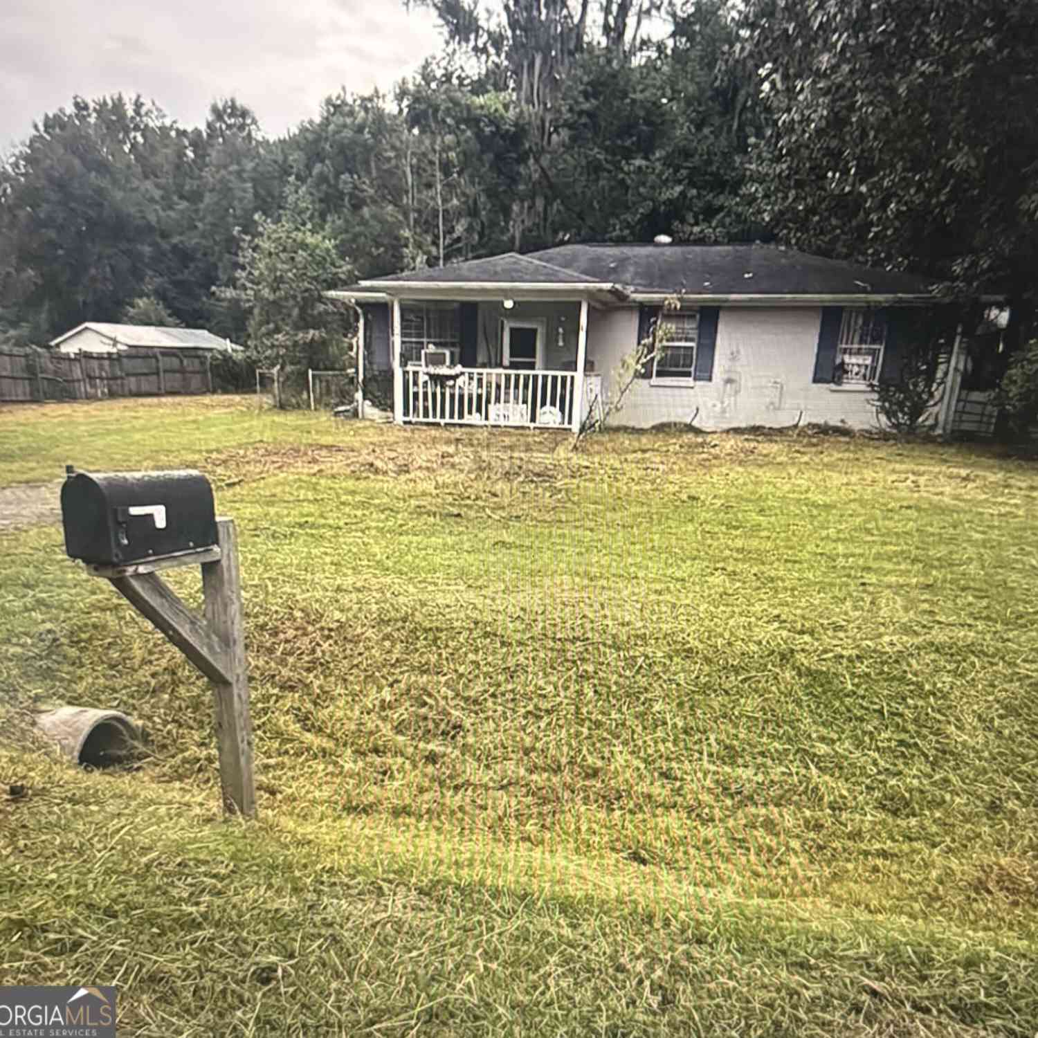 Homes For Sale - 104 Waynesboro Road<br/> Savannah, GA 31419