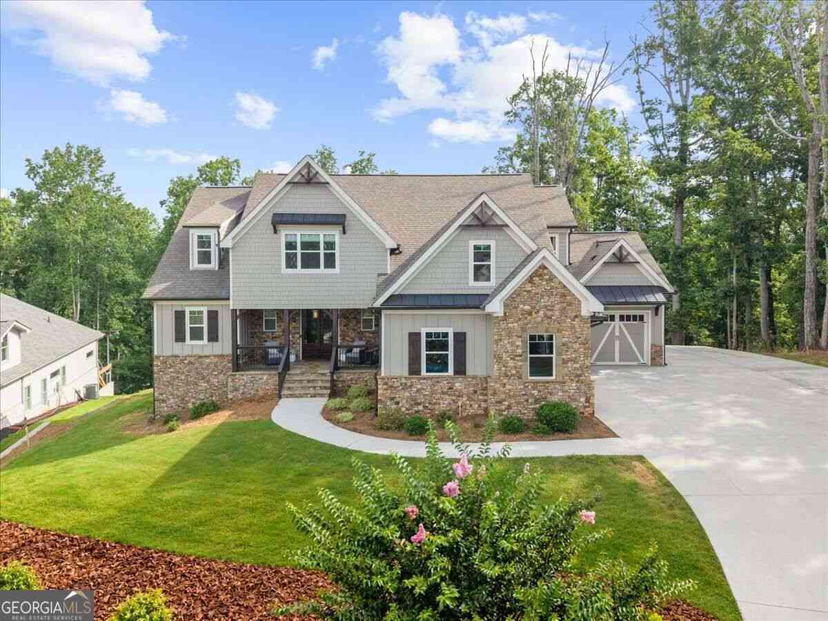 Homes For Sale - 7560 Crestline Drive<br/> Dawsonville, GA 30534