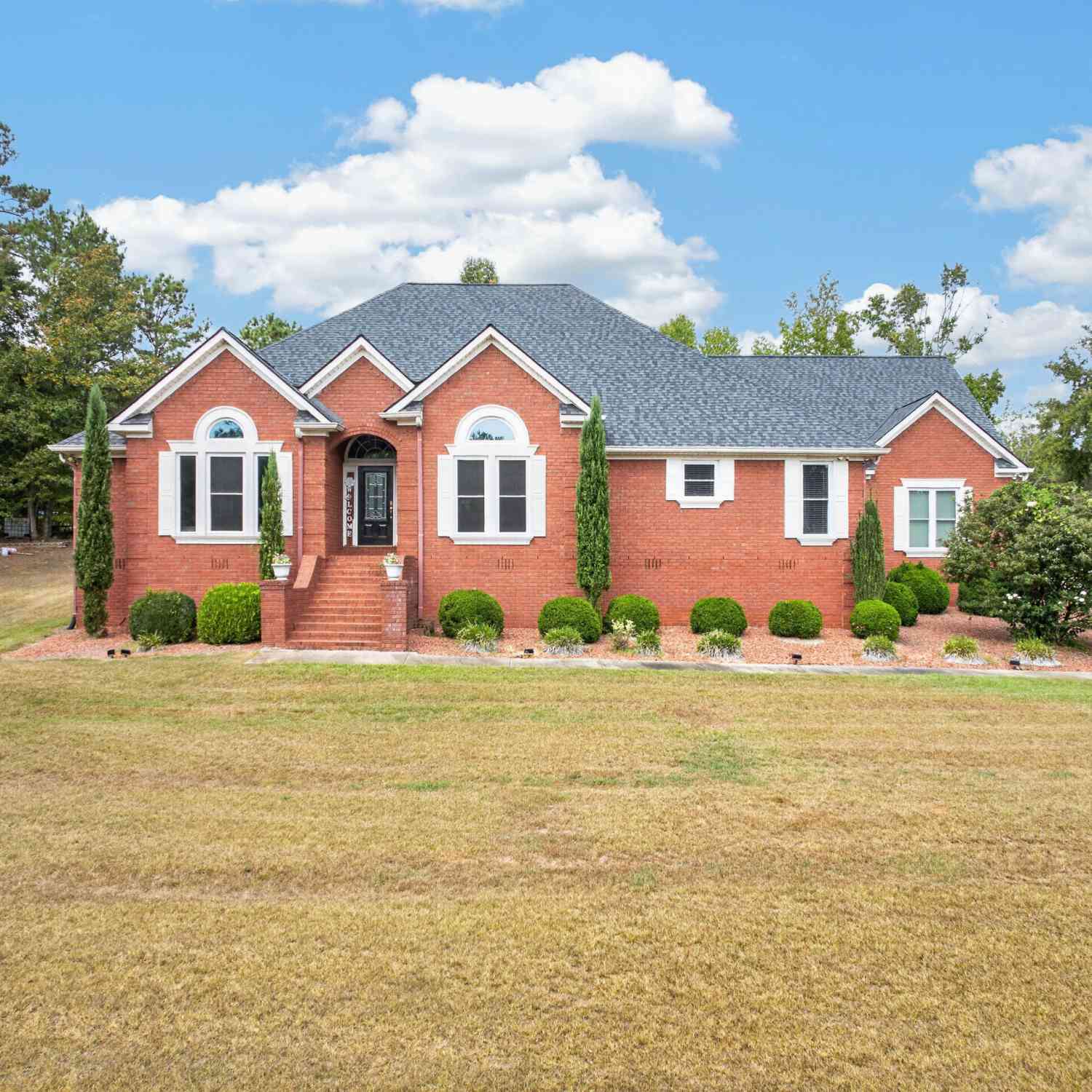 Homes For Sale - 128 Lakemere Lane NW<br/> Milledgeville, GA 31061