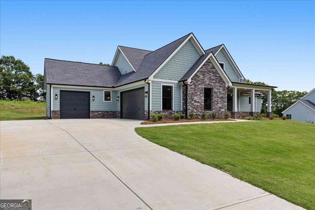 Homes For Sale - 105 Maney Drive<br/> Barrow County, Statham, GA 30666