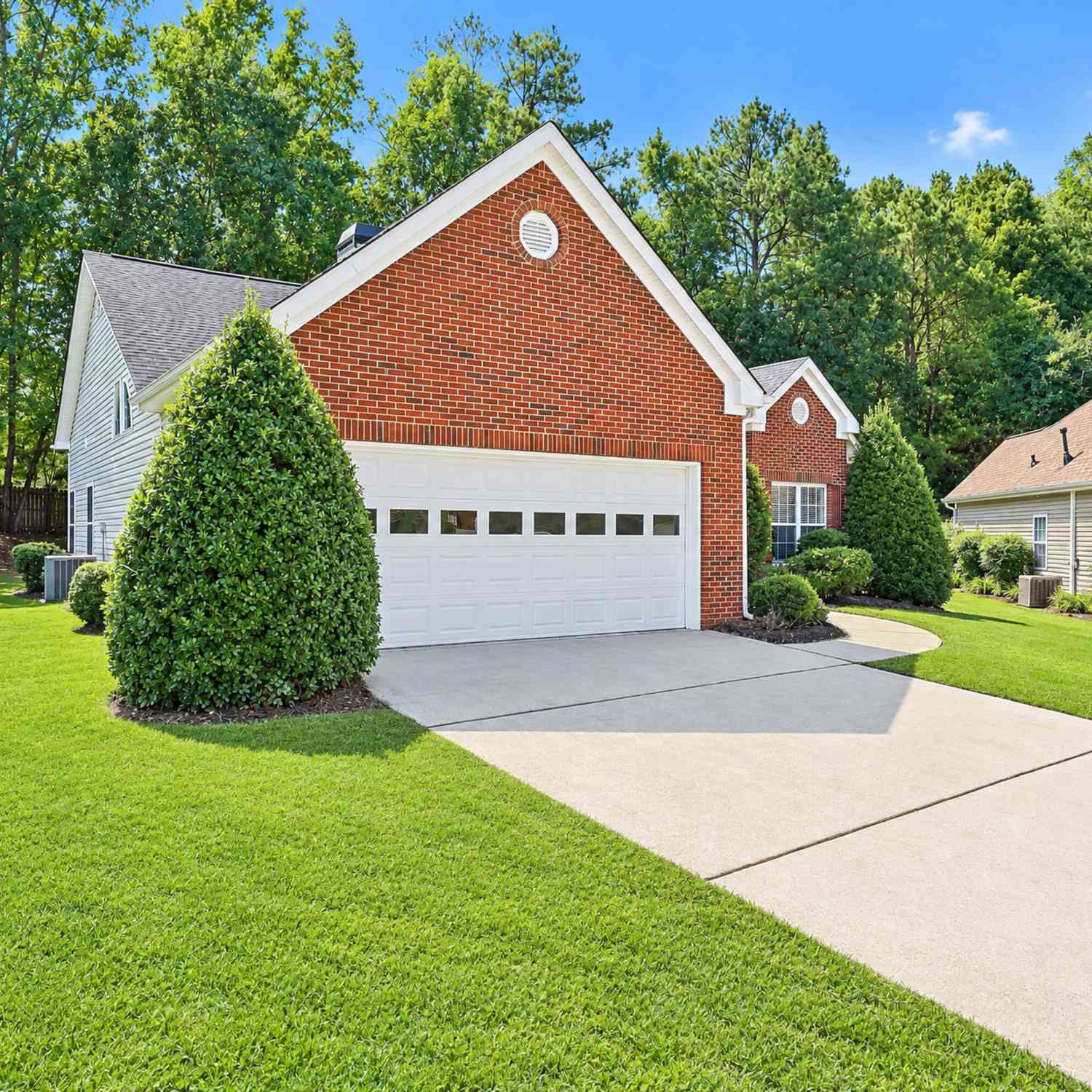 Homes For Sale - 140 Kaylee Court<br/> Fayetteville, GA 30214