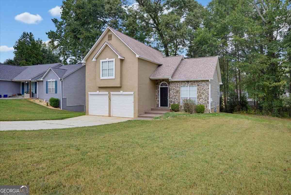 Homes For Sale - 723 River Valley Drive<br/> Clayton County, Jonesboro, GA 30238