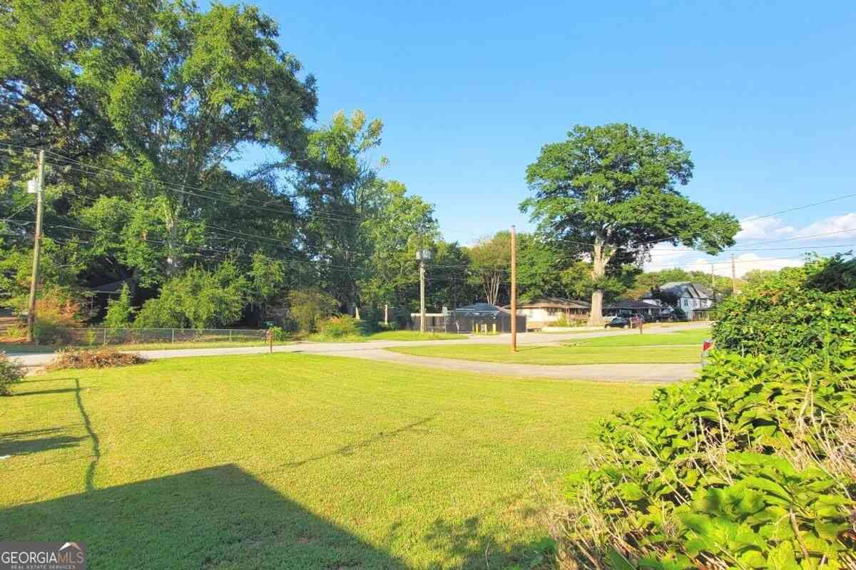 Homes For Sale - 1330 Belmont Avenue<br/> Smyrna, GA 30080